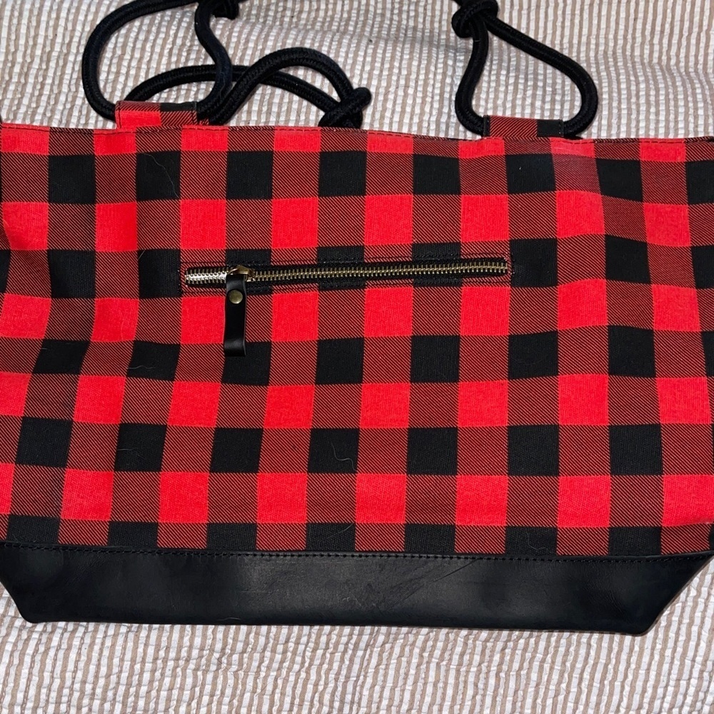 Farmhouse is my style Red and Black Checkered Tote Bag Handles are knotted - Picture 5 of 8